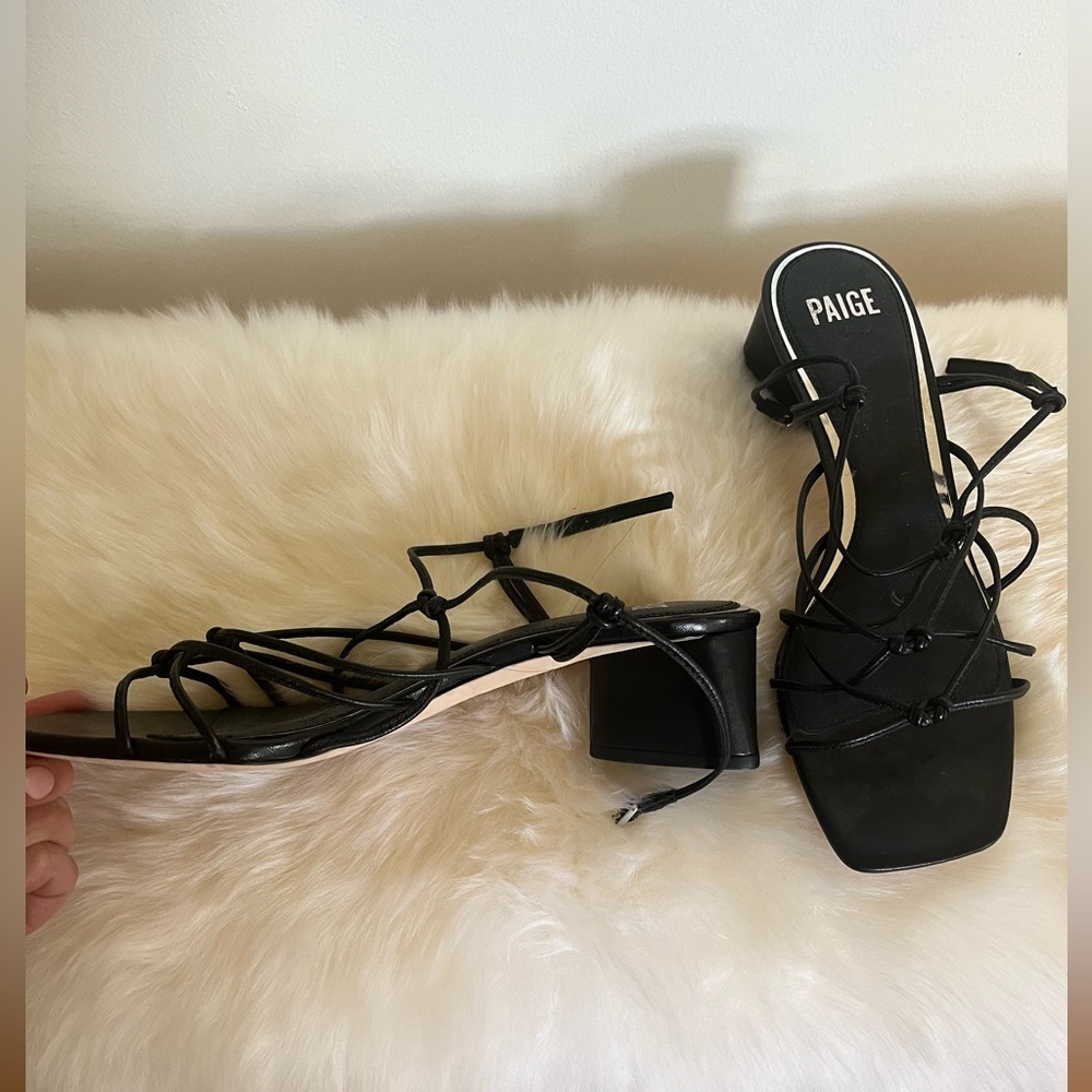 PAIGE Gianna Heeled Sandal Black Leather *NEVER WORN*